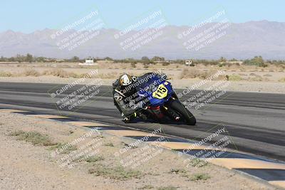media/Nov-01-2025-CVMA (Sat) [[fc0f7531b8]]/Race 11-Amateur Supersport Open/